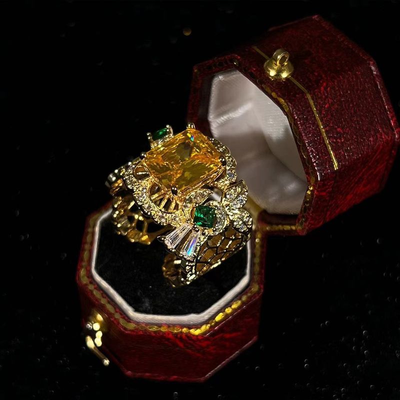 Vintage Hot-Selling Middle-Aged Hollow Sense High-End Custom Temperament Versatile Gemstone Ring_voghion.com