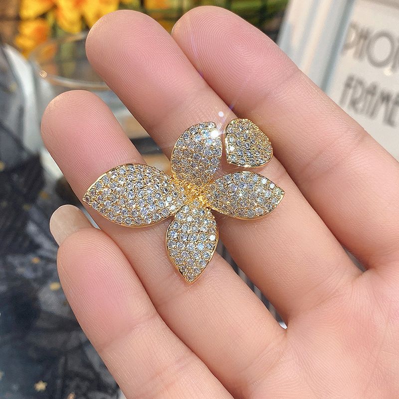 Cao Shi's Simple And Luxurious Atmosphere Butterfly Full Of Zircon Flower Opening Female Ins Tidal Ring_voghion.com