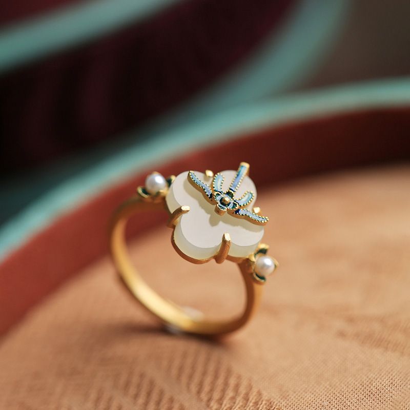 Jewelry & Accessories Four leaf clover ancient gold and nephrite vintage open ring female niche design light luxury high end new trend_voghion.com