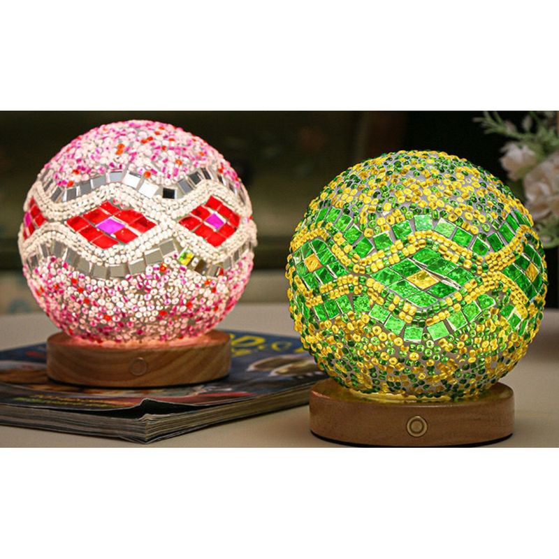 [Creative Ornament] Baroque Night Light Romantic And Free Bohemian Style Creative Rechargeable Colored Glass Desk Lamp_voghion.com