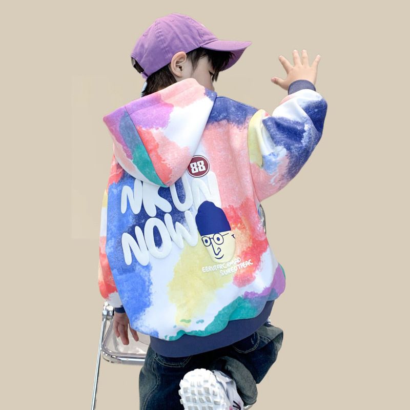 Boys' hooded sweatshirt for spring 2024 new collection, top, mid size children's autumn clothes, and stylish_voghion.com