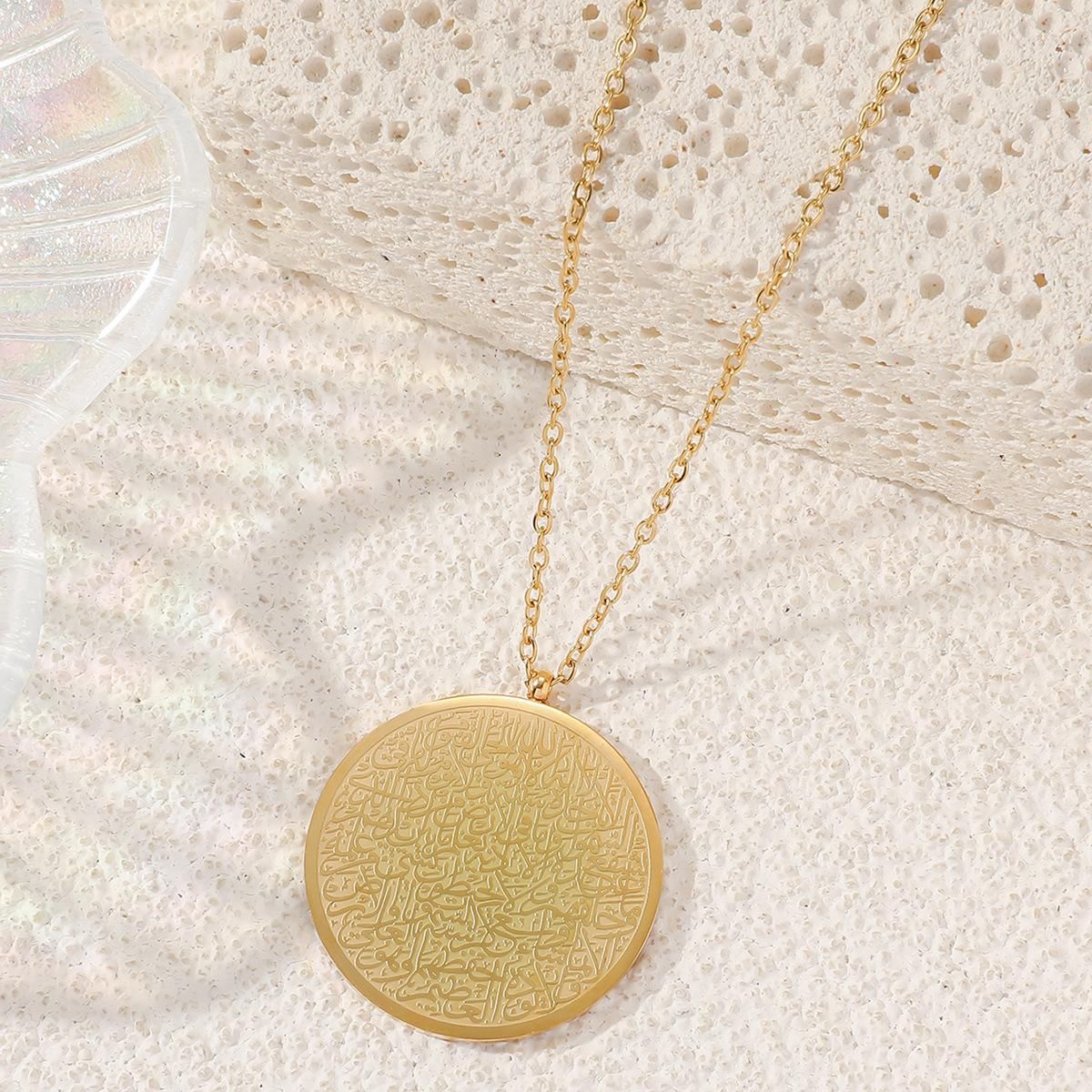 Roestvrijstalen Arabische Islam Moslim Symbool Ronde Hanger Ketting Voor Vrouwen Luxe Design Sleutelbeenketting Islamitische Amulet Sieraden_voghion.com