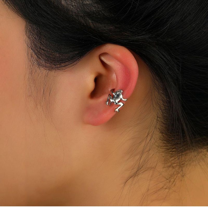 Orecchino a clip vintage punk con rana in argento, di lusso, leggero e alla moda, non forato_voghion.com