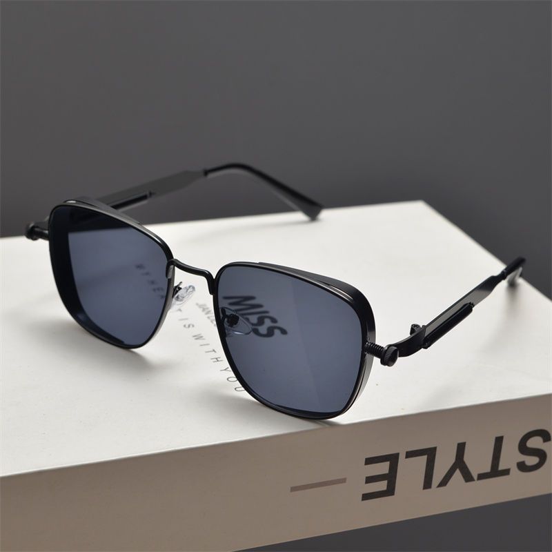 Metal Sunglasses For Men And Women Driving UV-proof Fashion Trendy Sunglasses_voghion.com