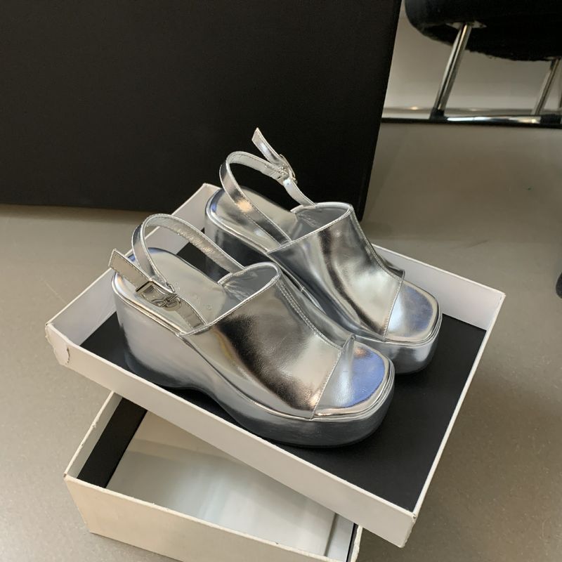 2024 Summer New Hundreds of Simple Hong Kong Style Outer Wear Sandals Women's Leather Thick Bottom Slope Heel Sandals_voghion.com