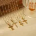 Produzione all'ingrosso di gioielli con ciondolo a croce in zircone pieno, anti-ossidazione, placcati in oro, in acciaio inossidabile, per donne_voghion.com
