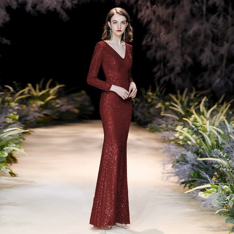 Roupas femininas Temperamento dourado Lantejoulas Vestido elegante Saia Feminino Anfitrião Textura Reunião Anual Presente_voghion.com