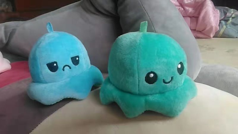 Pendant Plush Toys Flip Octopus Keychain Dolls_voghion.com