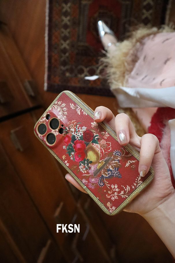 Unschlagbare Qualität Übertrieben Innen Schwimmende Blumen Wunderschöne Mittelalterlichen Retro Stil Leder Iphone14 Kunst Handy Shell Für_voghion.com