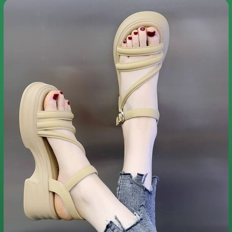 Offre spéciale : sandales romaines à semelles épaisses pour femmes, style célébrité d'Internet d'été 2025 avec jupe décontractée et polyvalente pour la plage_voghion.com