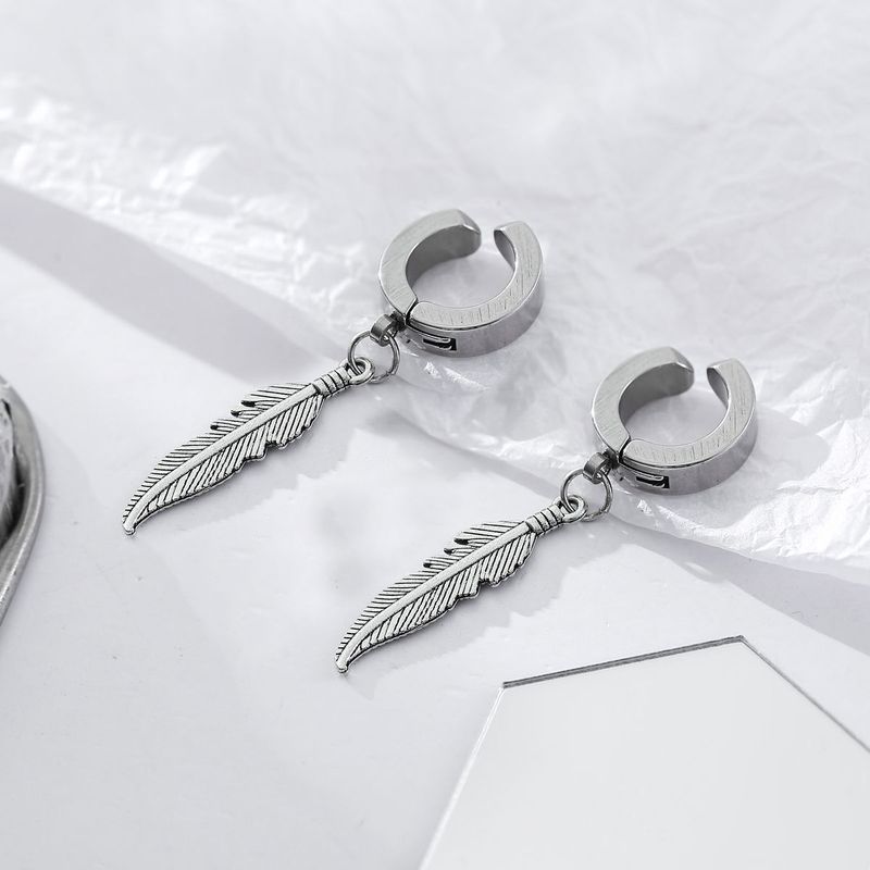 Pendientes de clip personalizados para hombre, sin perforaciones, de alta gama y estilo moderno, sin necesidad de perforarse las orejas._voghion.com