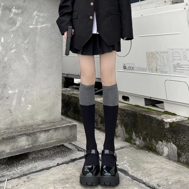 Farbblock für Damen, Frühling, Herbst, Mitte der Wade und graues Patchwork, lang, übers Knie, halbes Bein, trendig, Student, schwarzes Kalbsleder_voghion.com