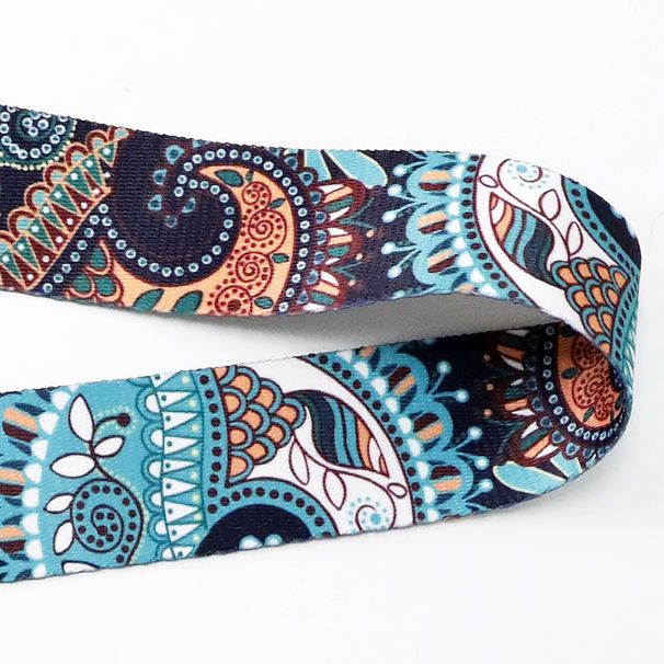 KIPET Modna marka dla małych, średnich i dużych psów. Obroża i smycz do spacerów dla psów._voghion.com