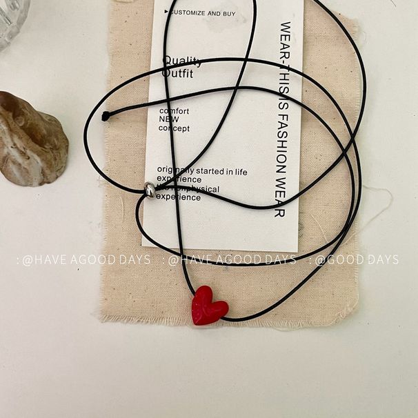 Collana con corda da tirare, stile autunno e inverno, con vernice spray rossa e ciondolo a forma di fungo, da donna, graziosa e squisita, con catena a forma di clavicola._voghion.com