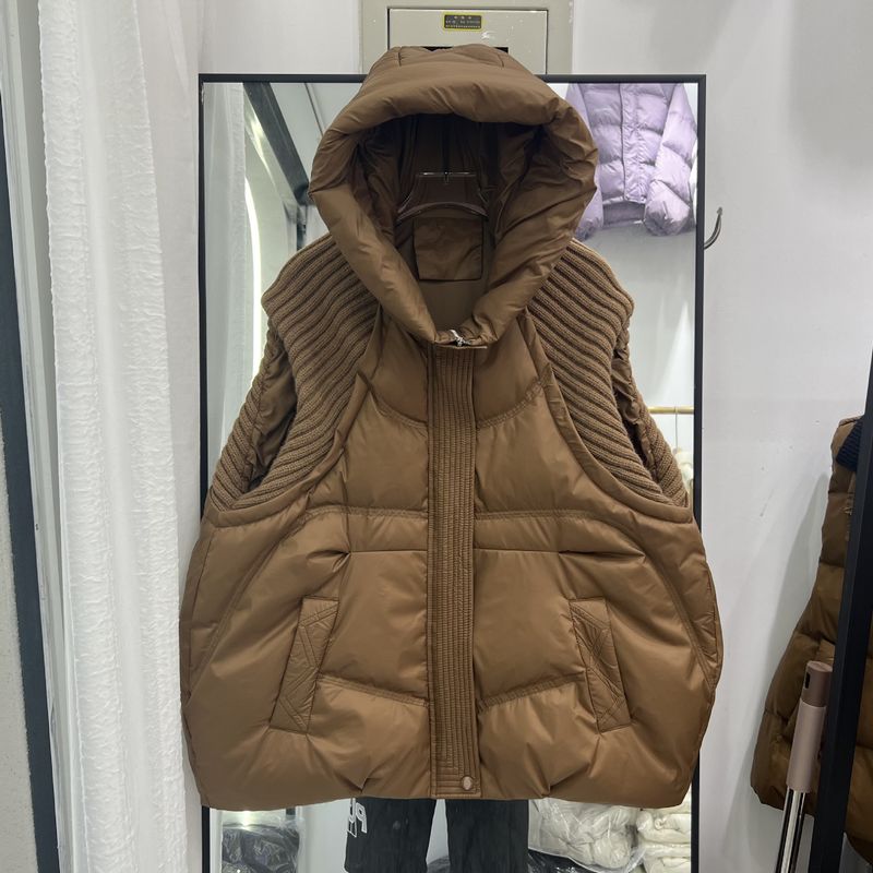 ​​"Women's Hooded Down Vest, Quilted Sleeveless Puffer Jacket With Knit Trim, Thickened Winter Waistcoat (Black/White//Chestnut/Brown)"​​_voghion.com