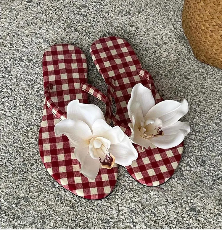 Chaussures de style bohème pour les vacances, style Phalaenopsis, boucle, tempérament doux, fleur, voyage, photo, grotte, sandales, accessoires pour femmes_voghion.com