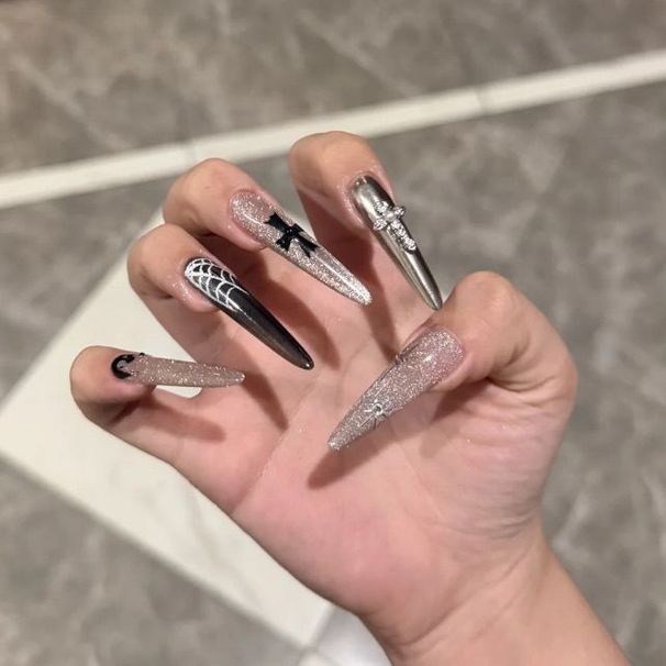 Nicchia scura Dolce Fresco Specchio magico Occhio di gatto Croce Ragazza calda Di alta qualità Luce Lusso Fatto a mano Unghie eleganti Sbiancamento_voghion.com