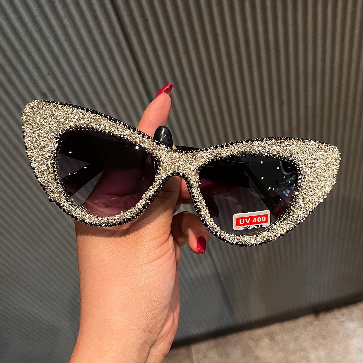 2025 Big Cat Eye Bling Diamond Sunglasses European And American Trendy Party Stage Luxury Large Frame Sunglasses Cross Border_voghion.com