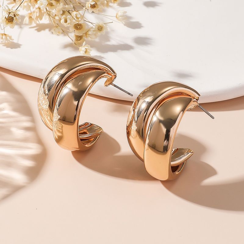 Orecchini a clip con grandi cerchi geometrici a forma di C esagerati e creativi per le donne, con specchio metallico, semplici orecchini_voghion.com
