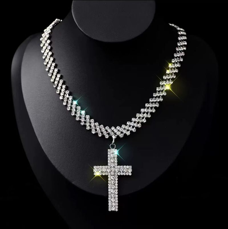 New Trendy Jewelry Full Of Diamonds, Personalized Cross Necklace, Fashionable And Exaggerated Coker Necklaces For Women_voghion.com