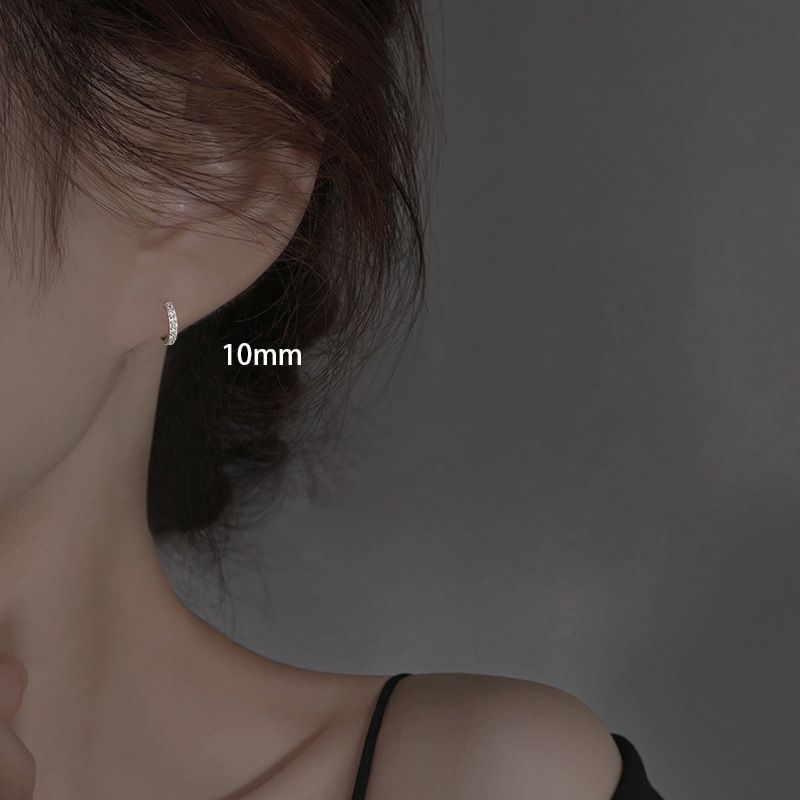 High-End Sense Hoop S Silver Needle Shiny Light Luxury Ear Buckle Temperament Trendy Women's Sweet Inlaid Diamond Circle_voghion.com