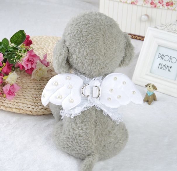 Hundeleine mit Spitzenrand und Engelsflügeln, Perlen-Brustgeschirr im Stil_voghion.com