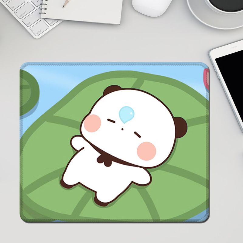 Tappetino per mouse lavabile di piccole dimensioni con motivo a cartoni animati e ragazze anime_voghion.com