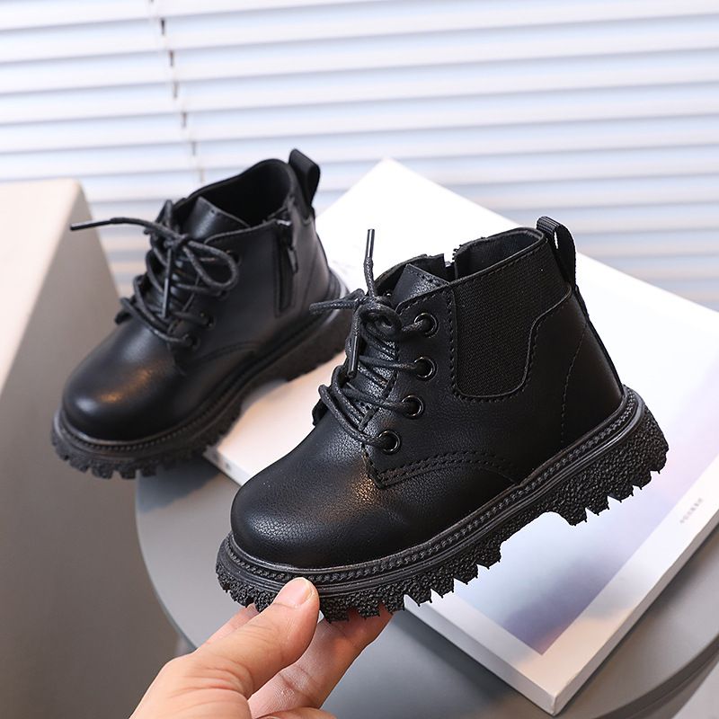 2024 Autumn New Children's Fashion British Short Boys' Side Zipper Martin Girls' Soft Bottom Single Boots Solid Color_voghion.com