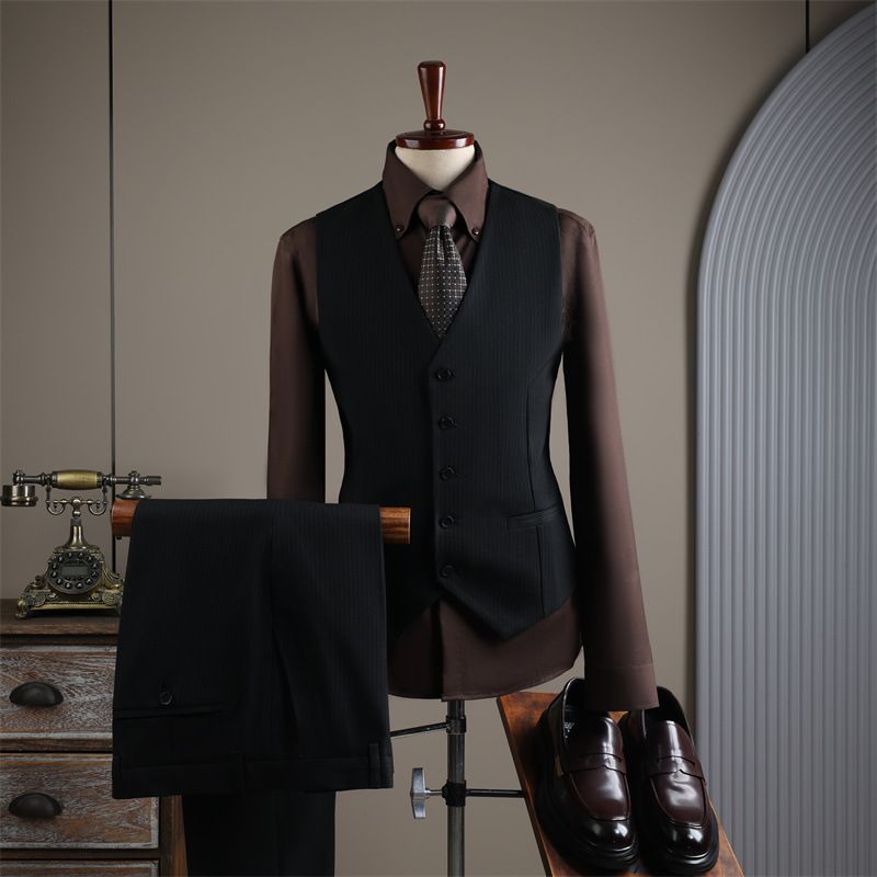 ​​Gestreiftes Anzugset für Herren in Übergröße – Slim Fit Blazer mit Weste und Hose für formelle Anlässe und Hochzeiten, Business- und Partyanzug aus Polyester-Stretch​​_voghion.com