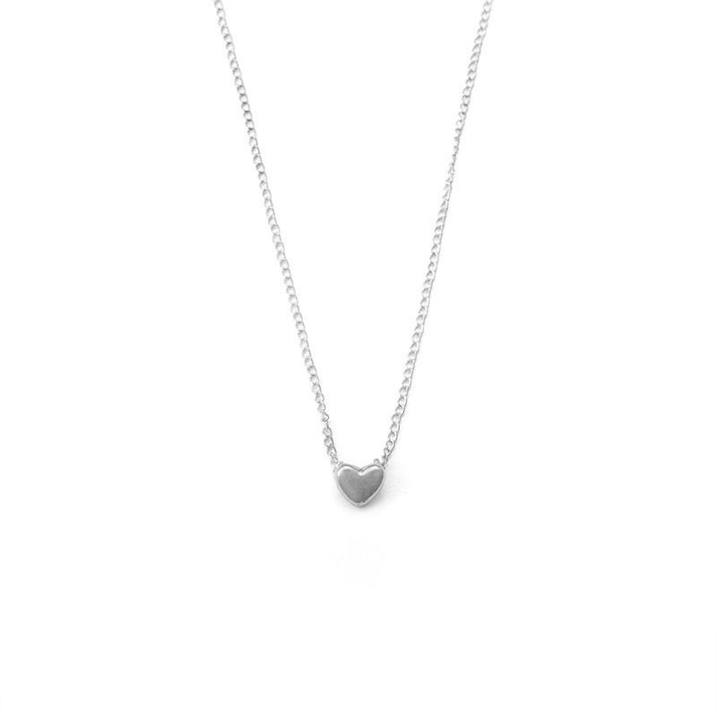 collana vortice amore ins stile creativo design filo ciondolo a forma di cuore catena clavicola_voghion.com