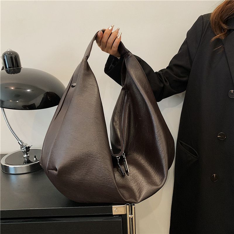Borsa a tracolla grande e versatile in morbida pelle, nuova, casual e a tracolla, per donna, 2025_voghion.com
