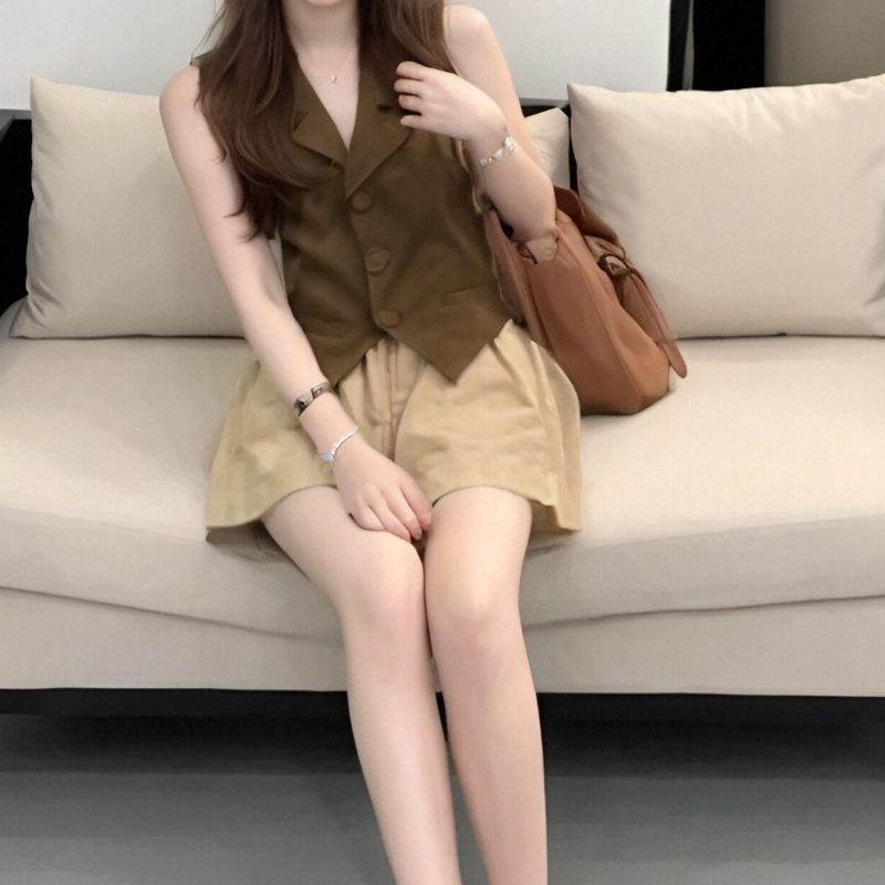 Modischer Anzug im koreanischen Stil mit Blazerkragen, Weste, Oberteil und lässigen, vielseitigen Shorts mit weitem Bein, zweiteiliges Set für_voghion.com