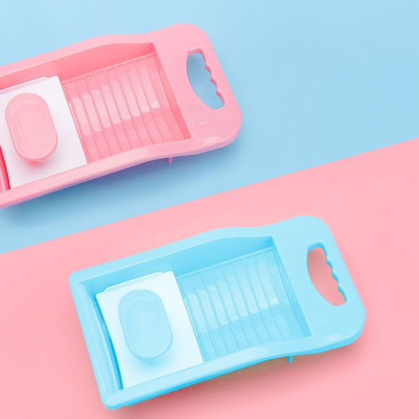 Mini asse da bucato moderna – Spazzola portatile antiscivolo per calzini e piccoli indumenti (blu/rosa, materiale PP, compatta per dormitori e viaggi)_voghion.com