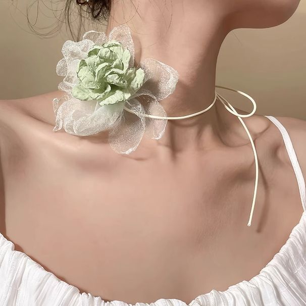 Collana con ciondolo a forma di fiore Super Fairy Atmosphere per donna, con catena a clavicola e nastro, girocollo Dopamine_voghion.com