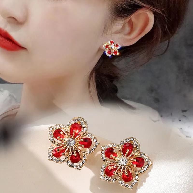 Xiu Haijun Internet Celebrity Luxury Rhinestone For Women Silver Needle Elegant Sweet Earrings Small Exquisite Flower_voghion.com