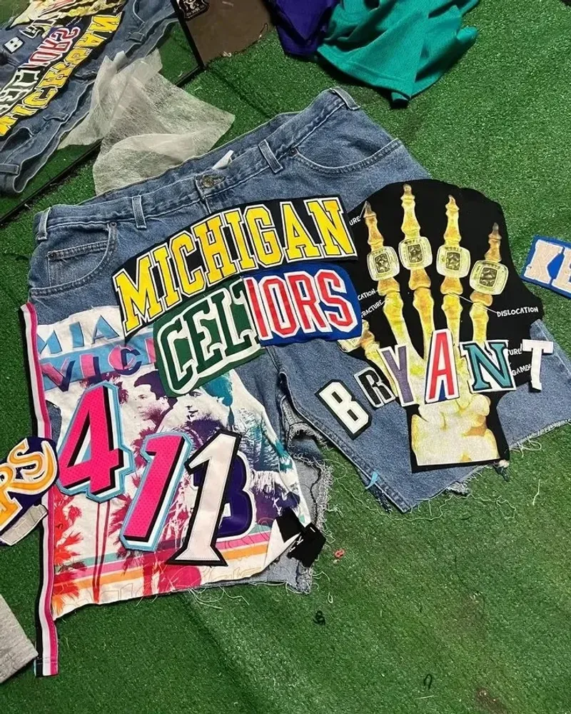 Streetwear Fiess Baggy Denim Men Women Haruku Hip Hop Cartoon Graphic Patch Jean Shorts Gothic Retro Blue Short Pants_voghion.com