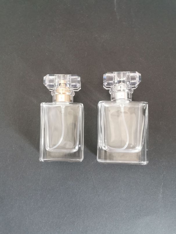 Perfume Accessories 30ML 50ML Square Flat Glass Perfume Bottle Spray Packaging Makeup Spray Head Empty Bottle Spray Bottle Glass Bottle_voghion.com