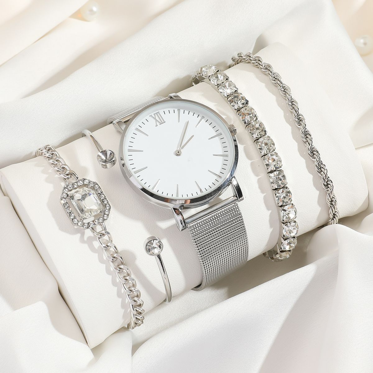 5pcs/set simple silver mesh strap ladies quartz watch + versatile diamond bracelet_voghion.com
