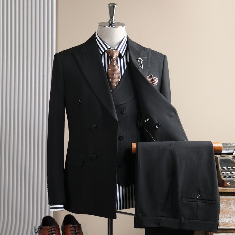 Pulse Pulse Texture Three-Piece Double-Breasted Notched Lapel Wrinkle-Resistant Striped Formal Wear Groom High-End Suit Men's Set_voghion.com