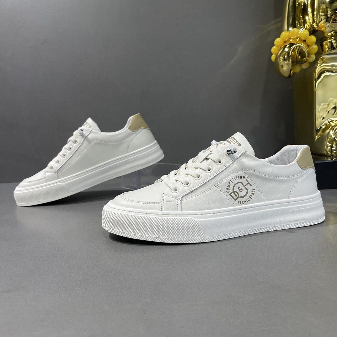 Trendige Herbststile für Herren, atmungsaktive flache Herren-Freizeitschuhe aus Leder, ein Fuß weiße Schuhe_voghion.com