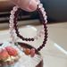 Rosafarbenes Armband mit zwei natürlichen Granatperlen für Damen, exklusiver Schmuck von Niche Exquisite Jewelry_voghion.com