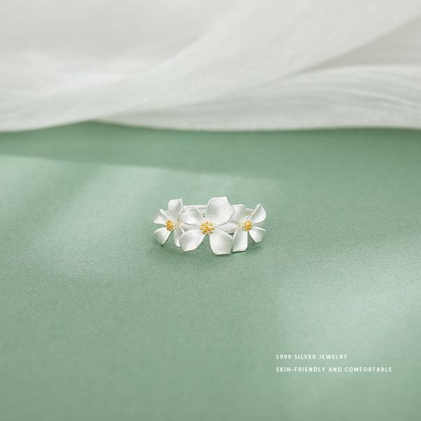 Set di gioielli in argento puro 999 a tema gardenia per donna: delicata collana con ciondolo a forma di clavicola, orecchini con temperamento e anello sofisticato_voghion.com