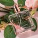 Damenparfum, langanhaltender Duft und leichte Duftnote, fruchtige und blumige Noten_voghion.com
