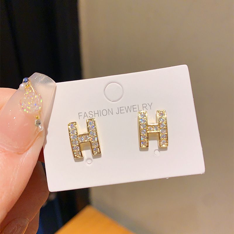 Damen-Accessoires, Diamant-Set, einfaches Temperament, Design, Sinn für Trend-Ohrringe_voghion.com