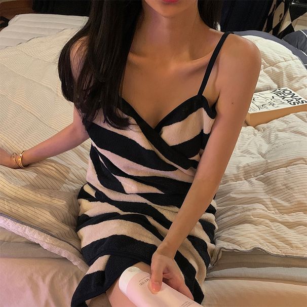 RYYD Tragbarer Handtuchmantel – Rückenfrei | Gestreifte Baumwolle | INS-Stil_voghion.com