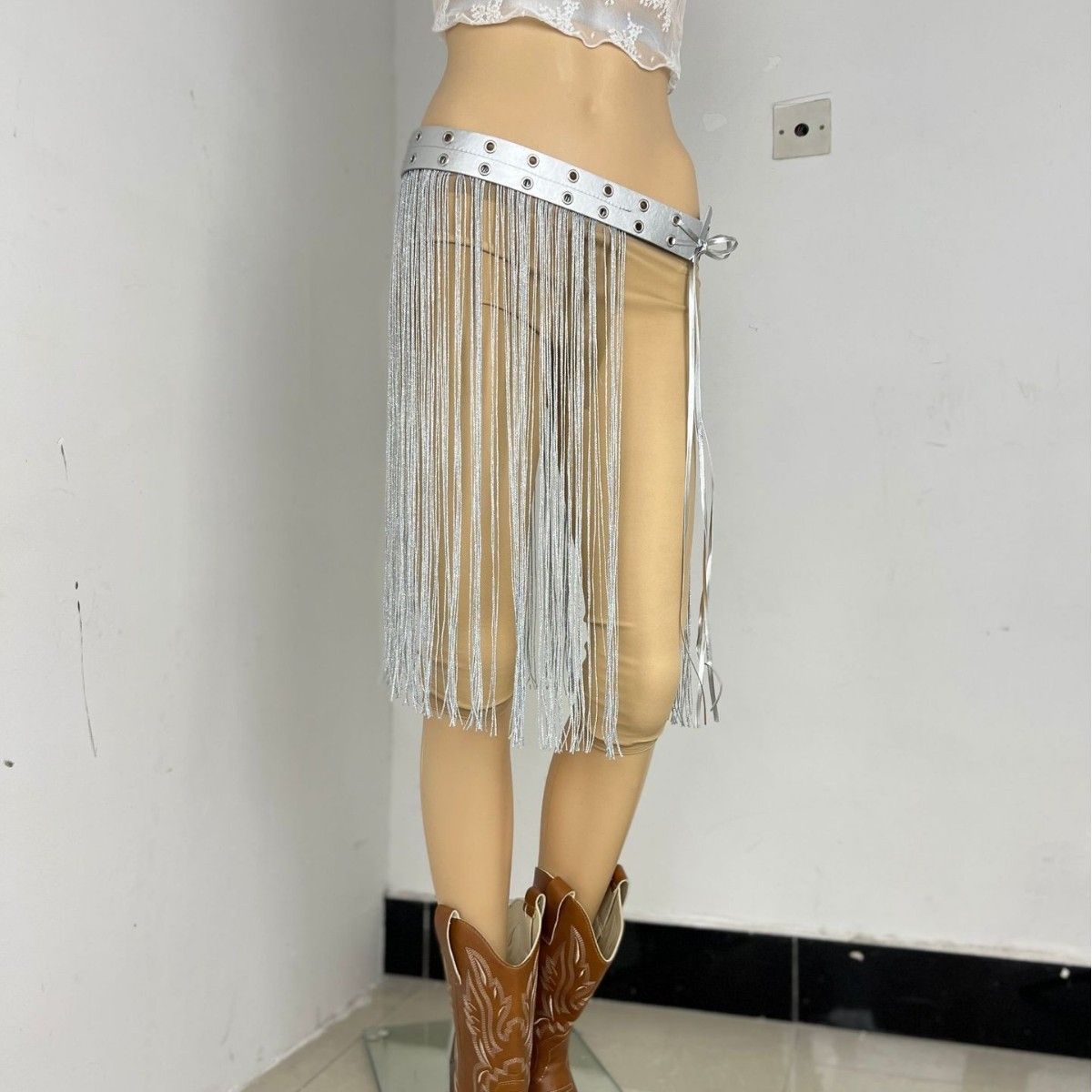 Punk-Gürtel mit Nietendekoration, breiter Gürtel mit Quaste, schwarz, große Größe, passend zur Taille, Siegel, Polyester-Quastengürtel_voghion.com