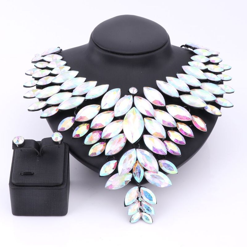  Ensemble de bijoux de déclaration de mariée en cristal de chaîne noire pour les mariées, collier, boucles d'oreilles, accessoires de fête de mariage, ensembles de bijoux_voghion.com