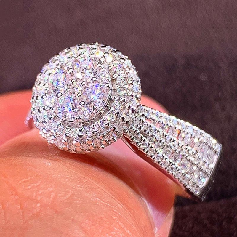 Cao Shi Trendy Exquisite Simulation Super Flash Copper Ring Women's Micro Inlaid Diamond Hand Jewelry_voghion.com