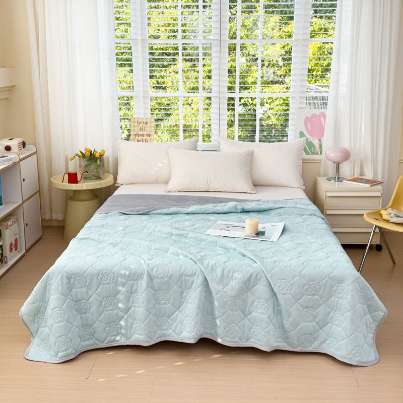Ice Silk Summer Blanket - Cooling Lightweight Comforter For Air Conditioning, Breathable Pure Color Bedding Set, Queen/King Size_voghion.com