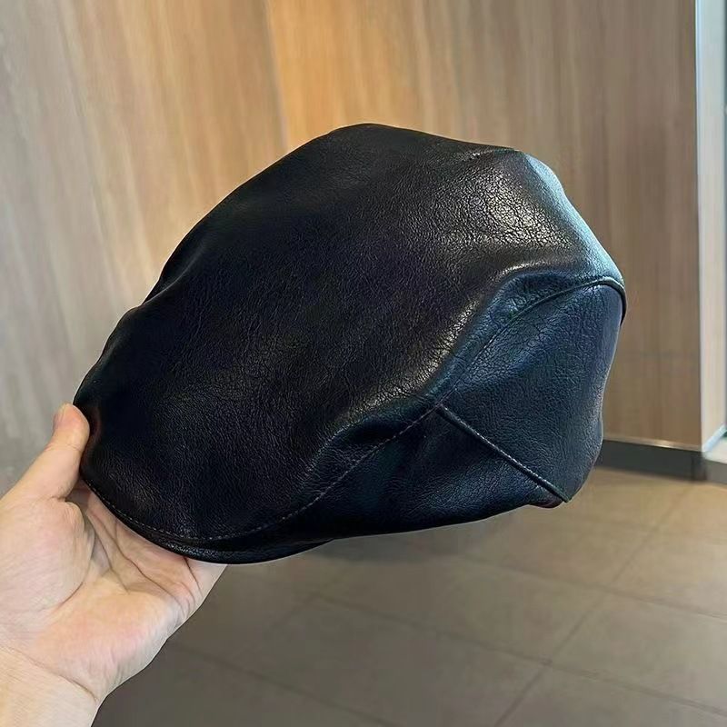 PU-Lederkappe Kinder Herbst und Winter Britische Retro Anti-Verschleiß-Vorwärtshut Mode Persönlichkeit Schwarze Baskenmütze Männer_voghion.com